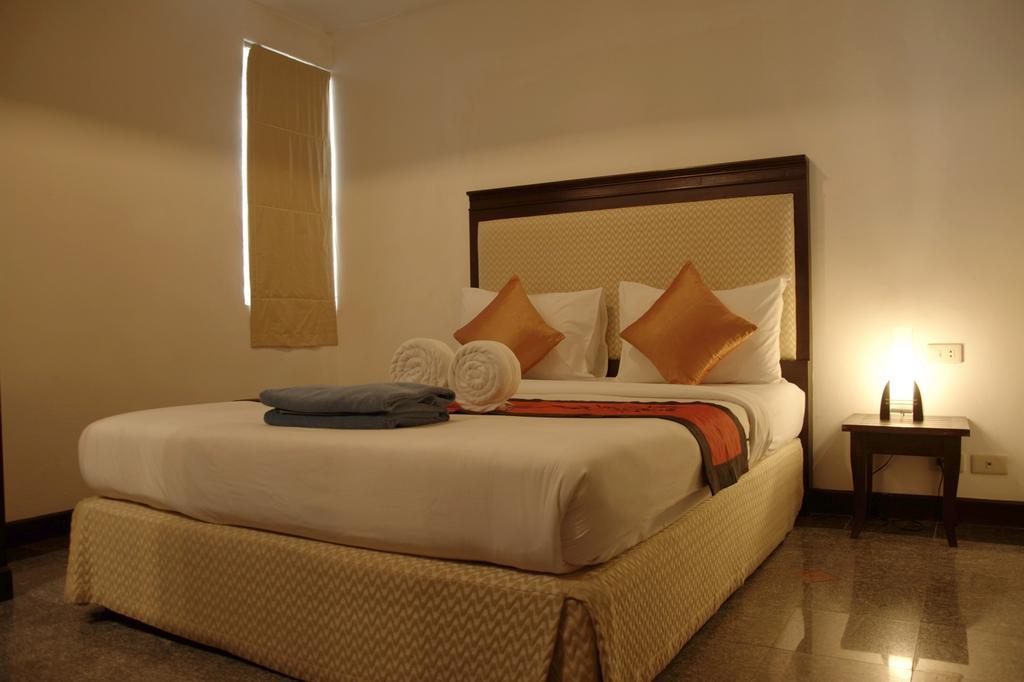 Washington Residence Phuket Стая снимка
