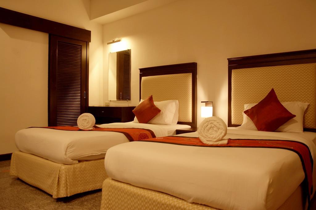 Washington Residence Phuket Стая снимка